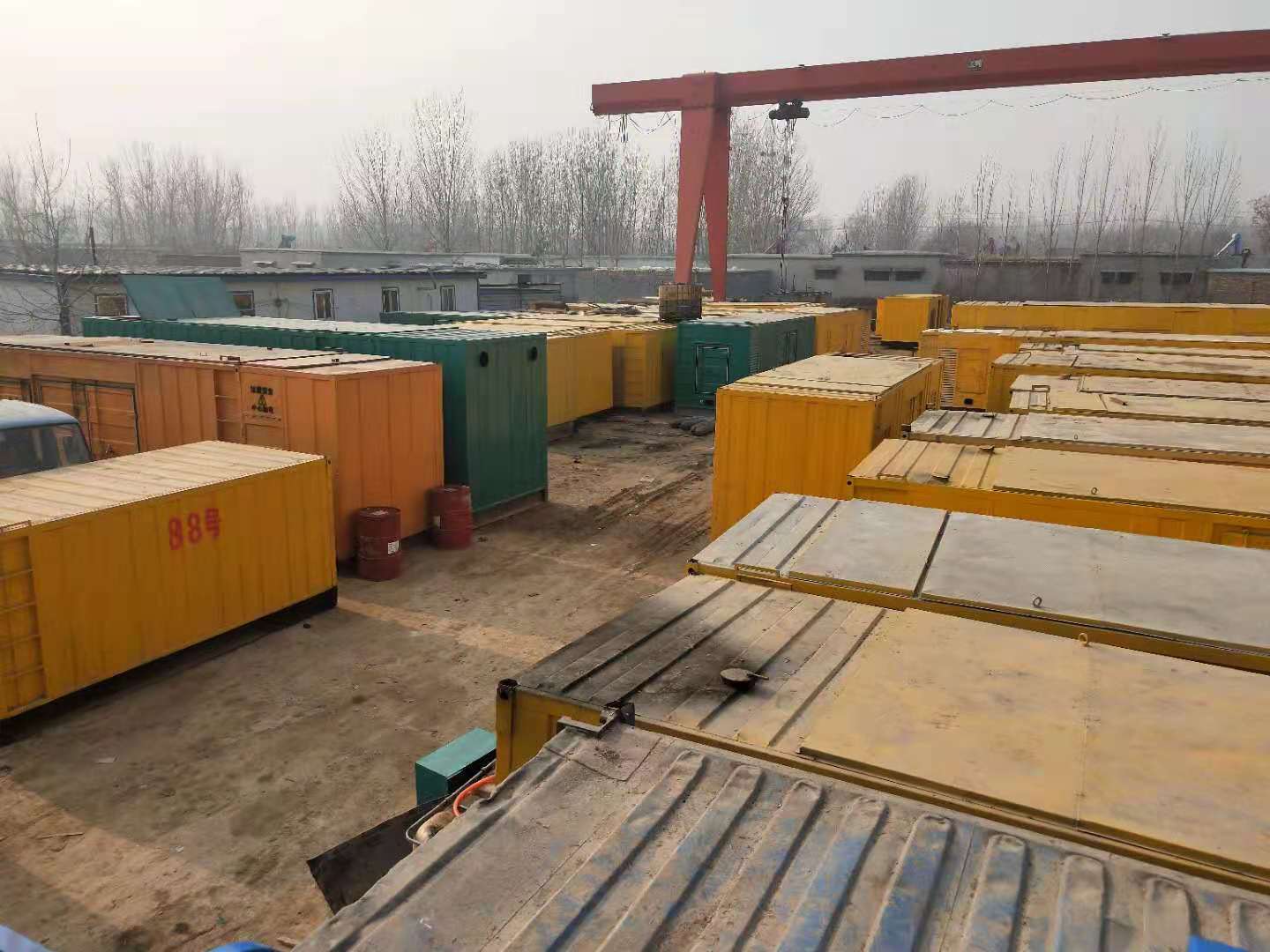 乌兰租赁发电机-灰尘、风沙对柴油发电机组造成哪些不良影响？