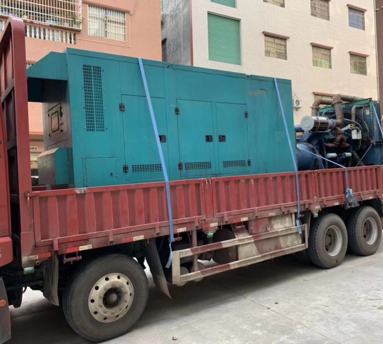 乌兰如何在不同负载率下确保 400KW 柴油发电机组的正常运行？