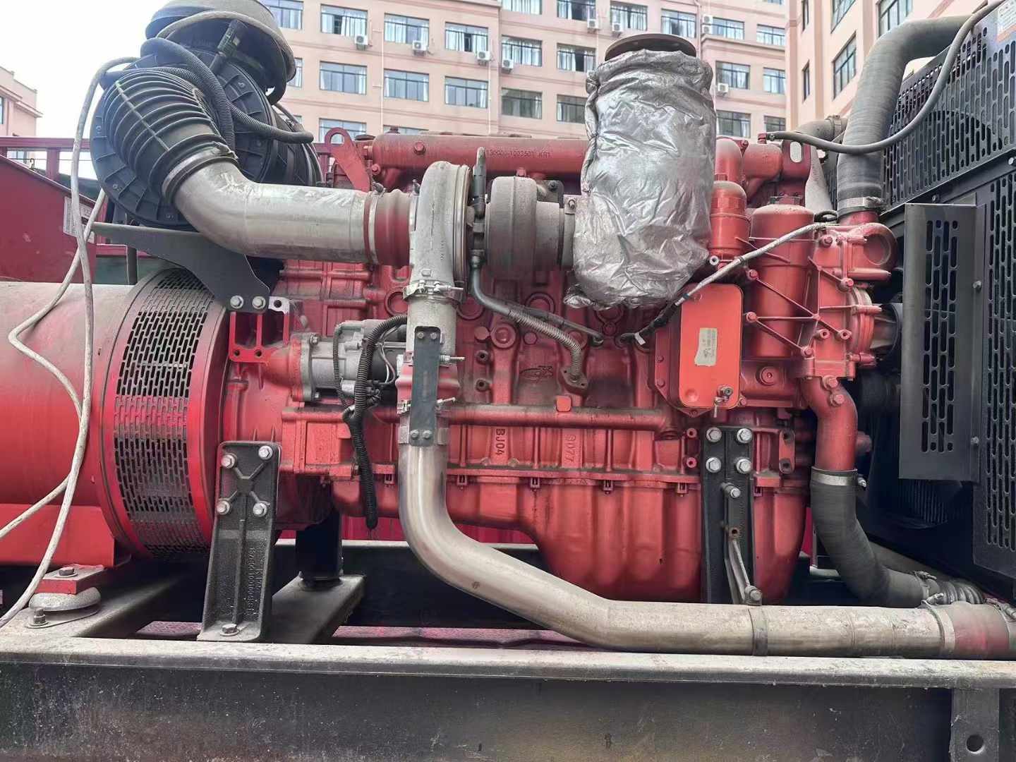 乌兰如何选择适合 600kW 柴油发电机组的过载保护器？
