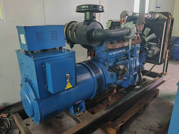 乌兰100kW柴油发电机组使用多级机油有哪些优缺点？
